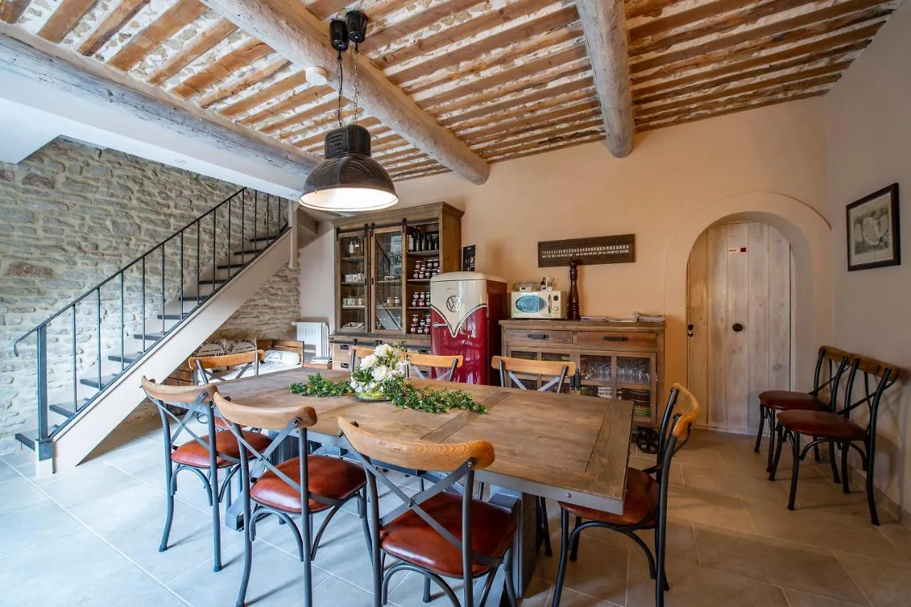 *** Guest house Mas Seraphin L'Isle-sur-la-Sorgue France