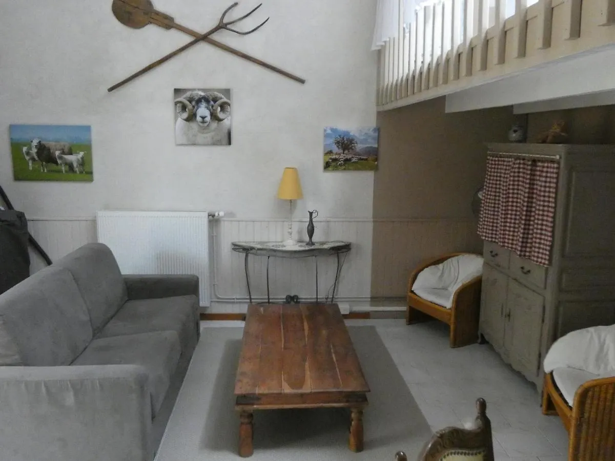 Mas Seraphin L'Isle-sur-la-Sorgue Guest house